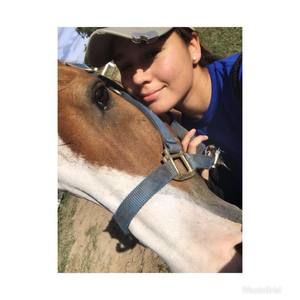 Meet your Posher, Nereyda